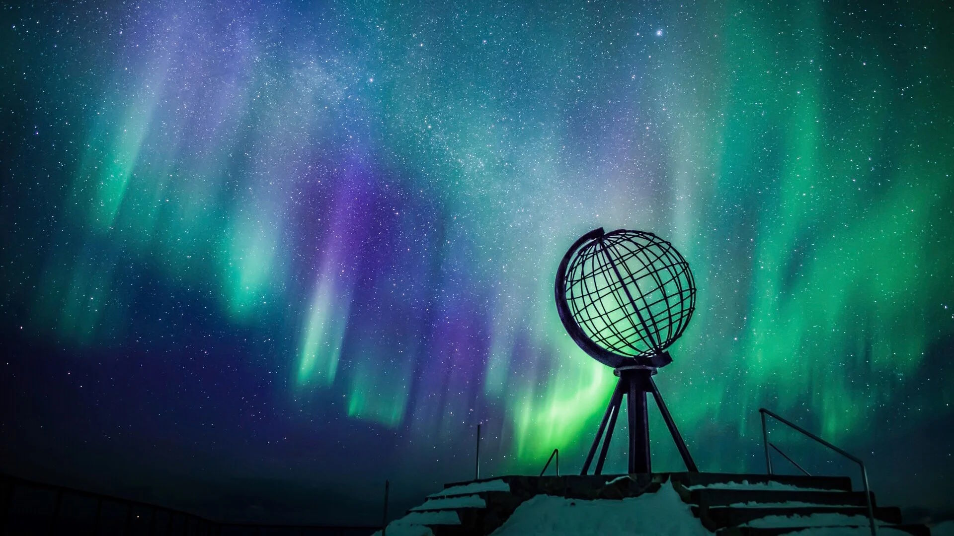 Hurtigruten: NordkapPlateaumitNordlicht fa