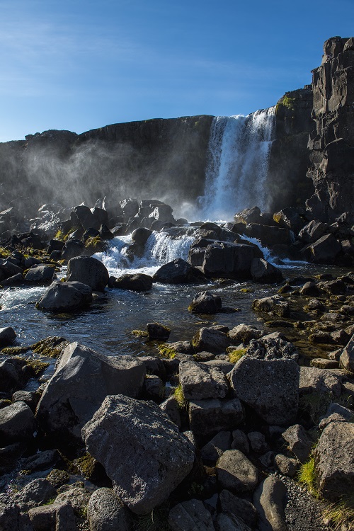 Rundreisen: Thingvellir waterfall